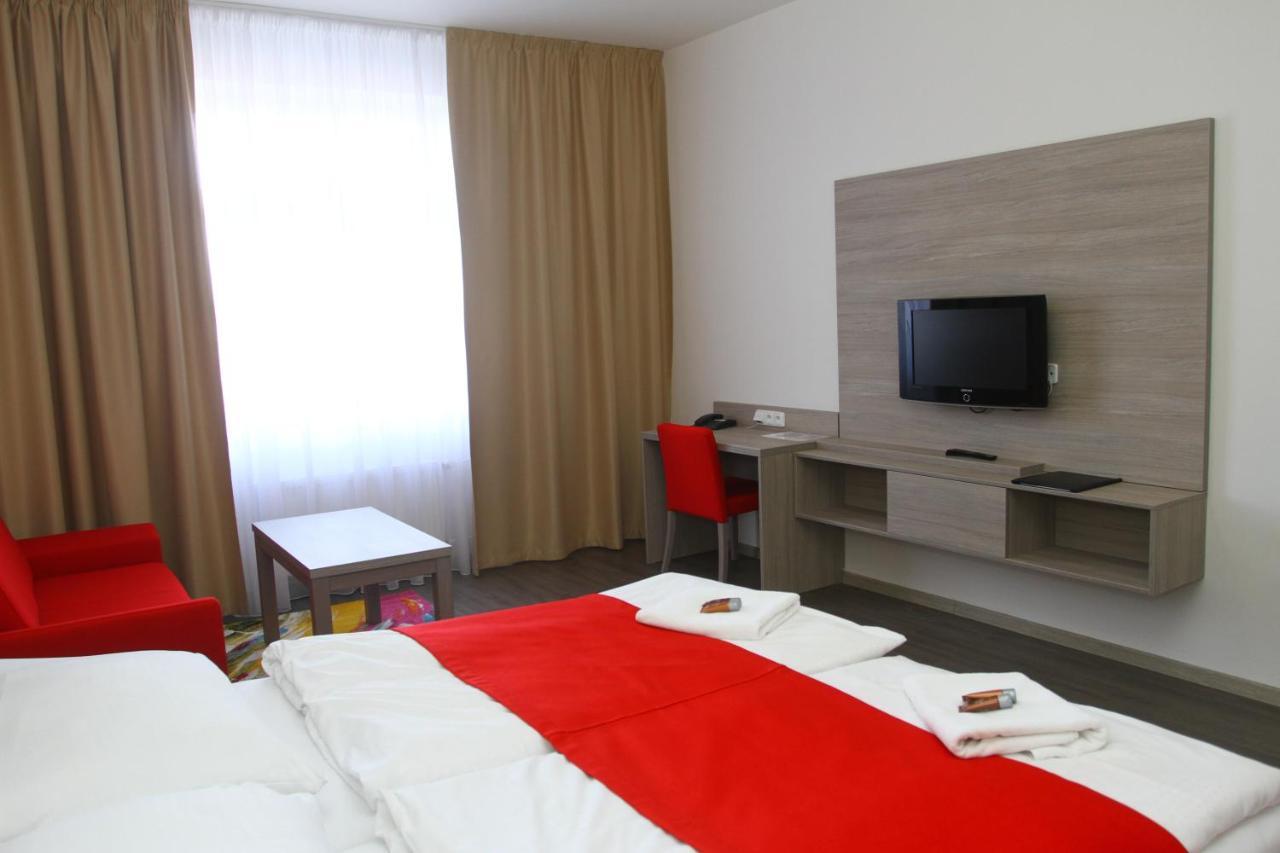 Hotel Palac Elektra Οστράβα Εξωτερικό φωτογραφία